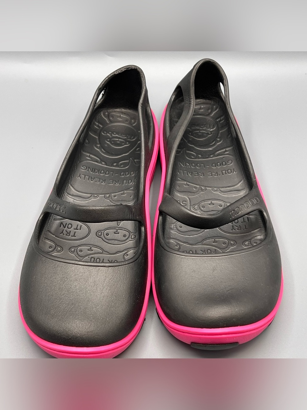 Rubber rain shoes women’s size 8 Mary Jane Flats Black Pink new lightweight